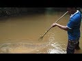 Amazing Spearfishing - Smart Man Catch Fish Using Spearfishing