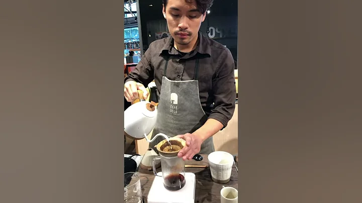 #疯狂咖啡师 拿手绝活，搅拌法。 - 天天要闻