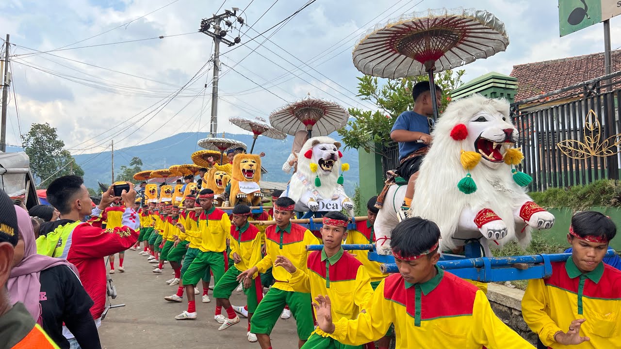 Ibing Sisingaan Arak Arakan - Lagu Viral Sundaan Kompak Gini - Seni Benjang Mekar Budaya Paratag 