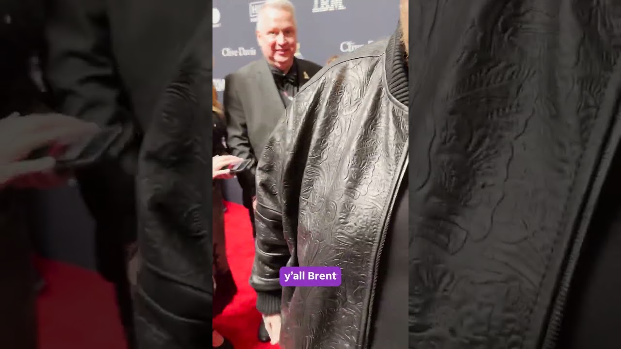 Watch: Jelly Roll gets surprised by his mentor on Grammy party red carpet #Shorts