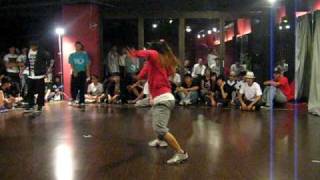20091025@TBC 成發&battle - girl's freestyle 7 (last one of freestyle battle)