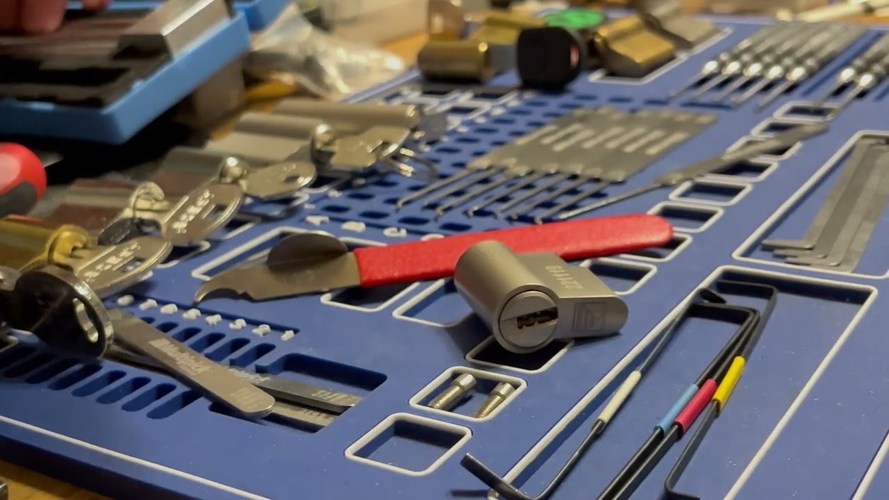 Вскрытие и разборка Apecs Premium слайдеры