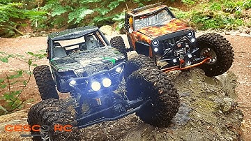 AXIAL WRAITH Rock Racer 2.2 Double Trouble in a RC Truck River Crossing