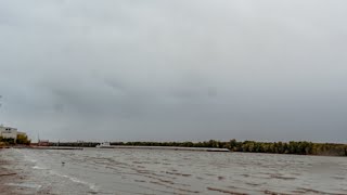 Mississippi River Sunrise near Muscatine, Iowa | 4k 1 Minute Time Lapse