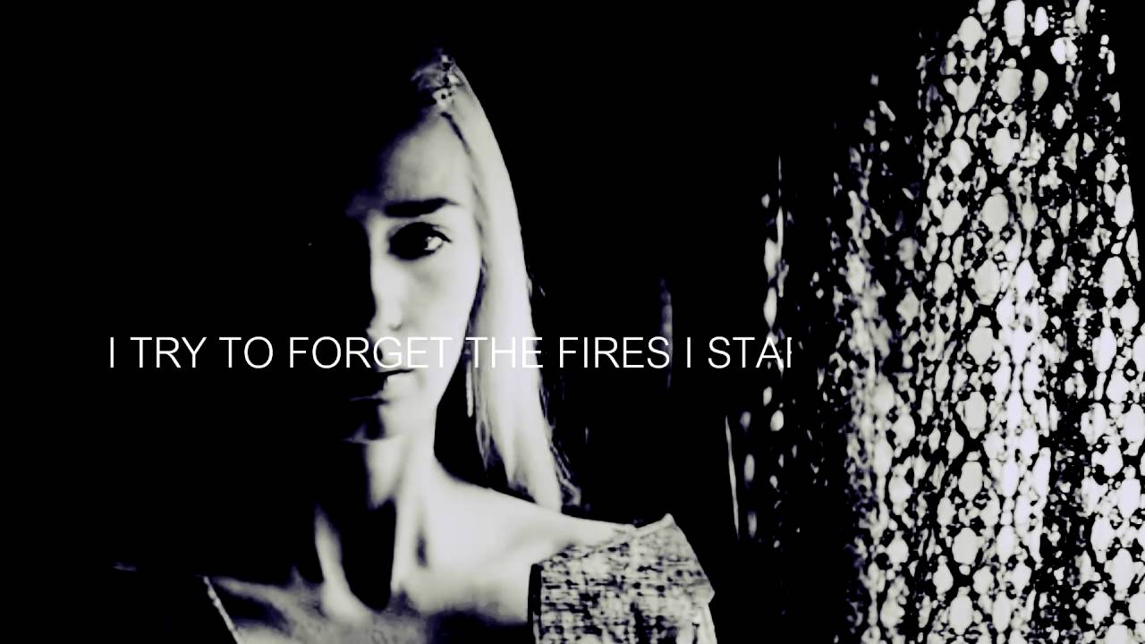 queen freya | mirror