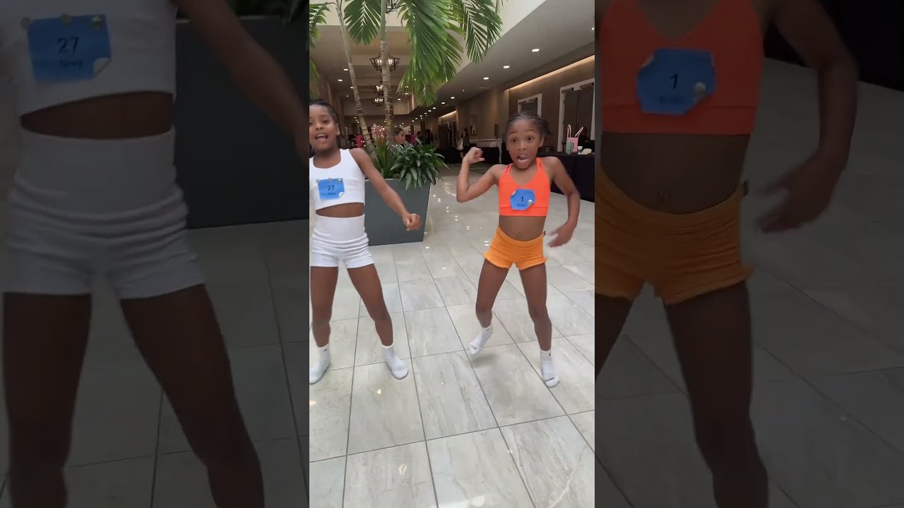 I Got Two Besties Momentswithbellabliss Shorts Greysworld