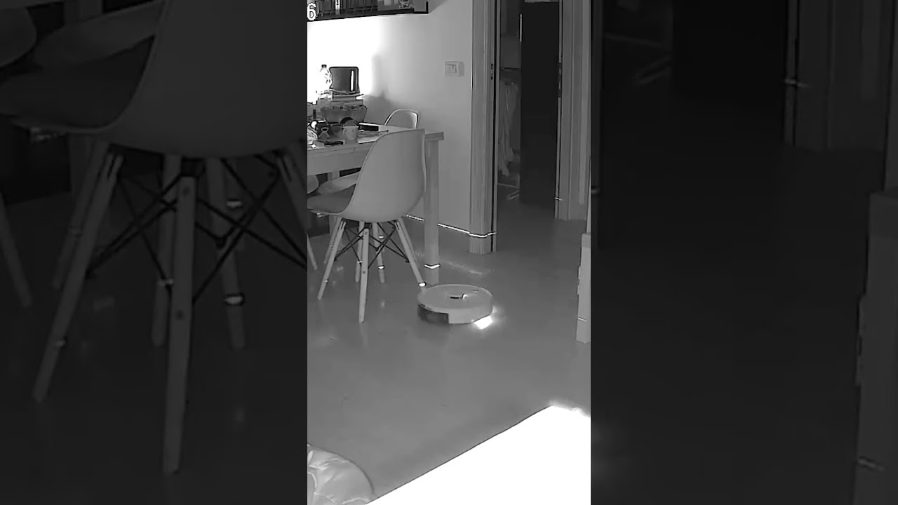 TAPO ROBOT LIDAR OBSERVED WITH NIGHT VISION CAMERA 