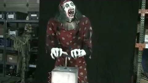 HAUNTEDPROPS.COM HPCLWN100- TNT Clown