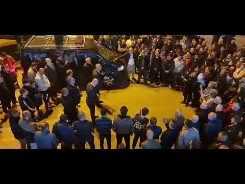 Babaoğlu, MHP İlçe teşkilatı önünde coşkuyla karşılandı