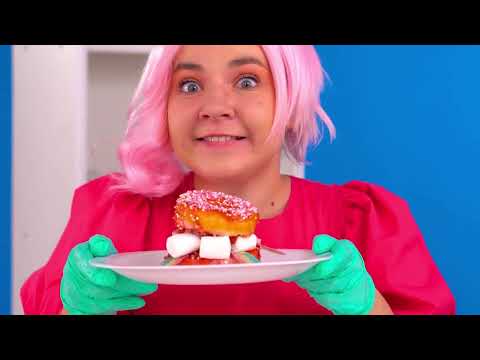 Me Vs Grandma Cooking Challenge! Funny Cooking Tricks And Gadgets