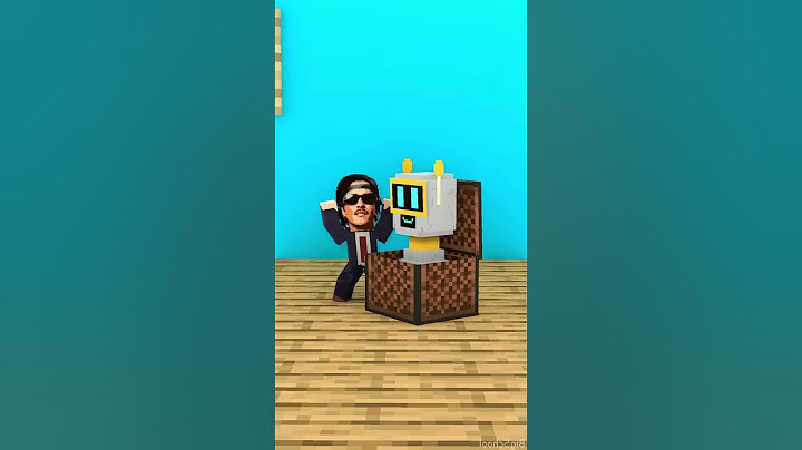 When Rosé Gets a Fake Fun Bot Music Box 😁