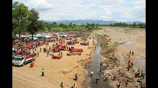 Bir Şişe Suda Kopan Fırtına - Özge Angı