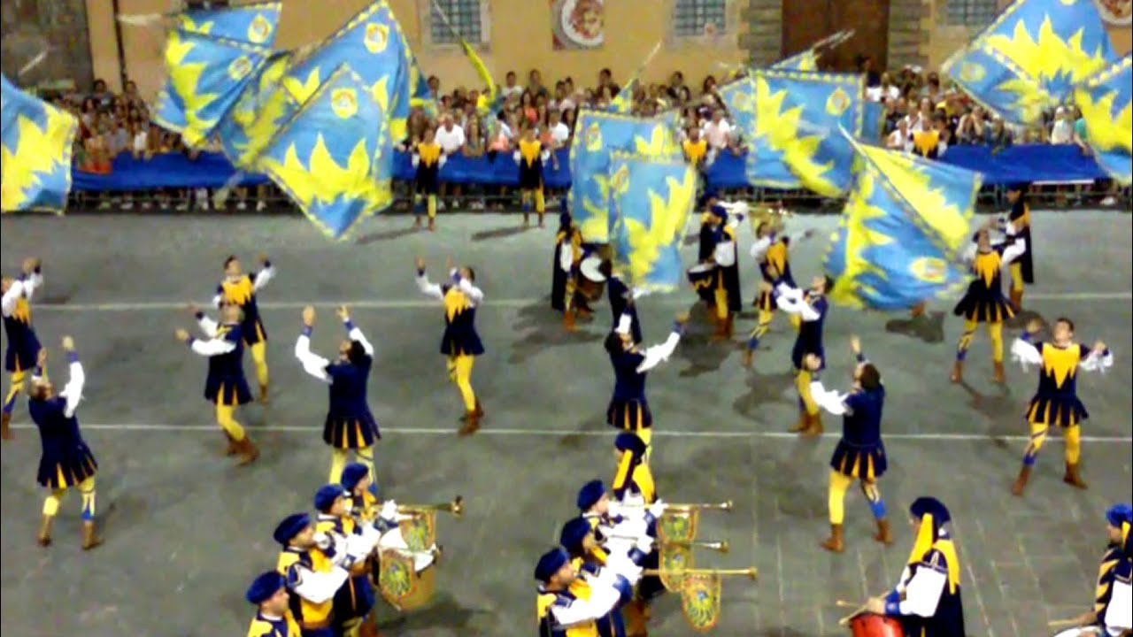 Sestiere Porta Solestà Grande Squadra e Musici Palio Sbandieratori Quintana 2015 Domenica 5 Luglio