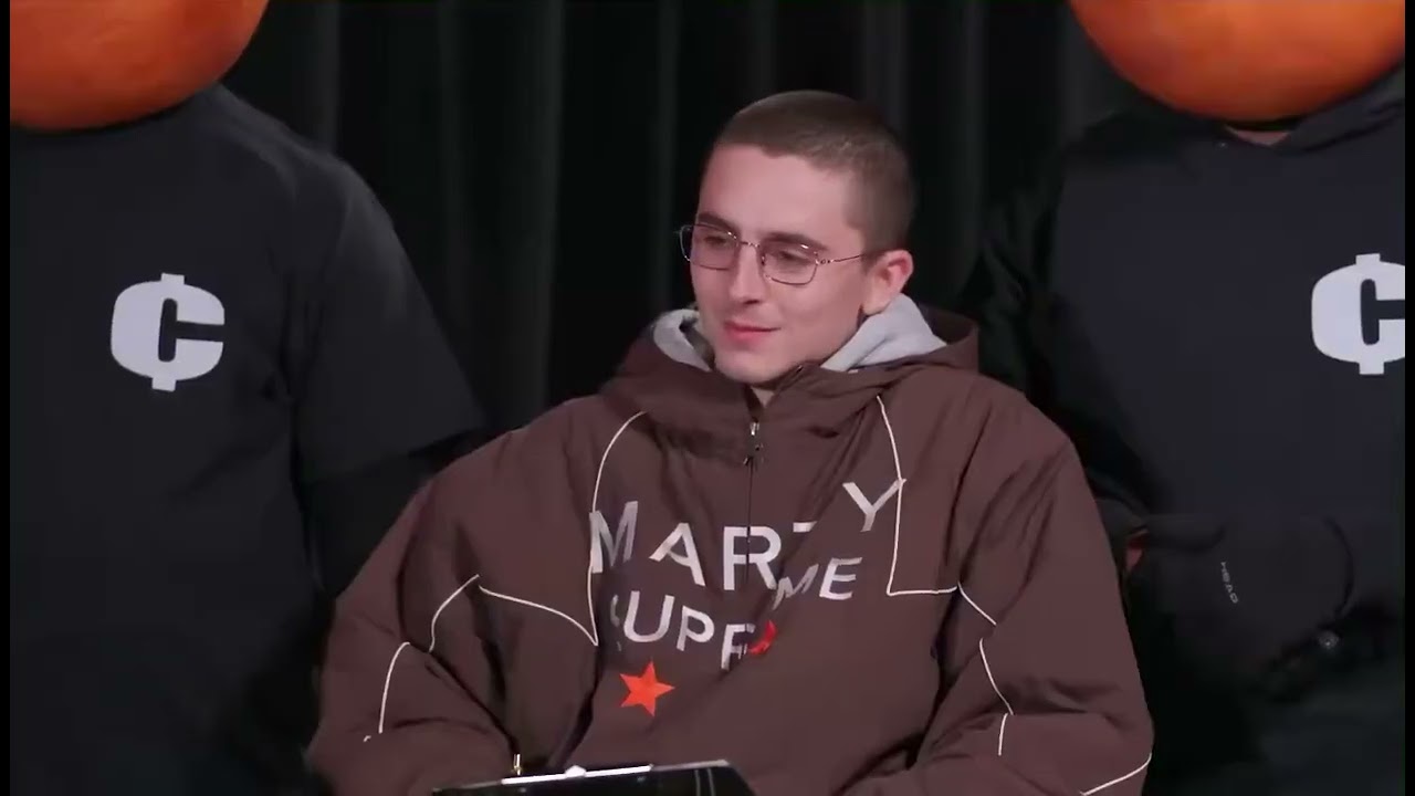 Timothée Chalamet reacting to someone Voguing in front of him: “Received.” 💅