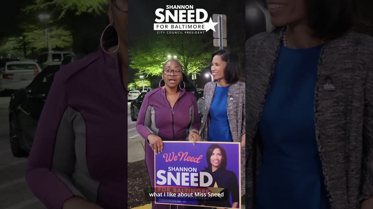 Shannon Sneed On The Street