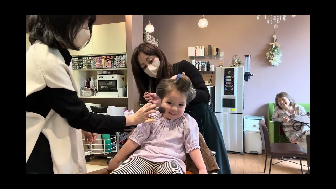 七五三 日本髪】3歳 地毛結い｜Traditional Japanese Hairstyle - YouTube