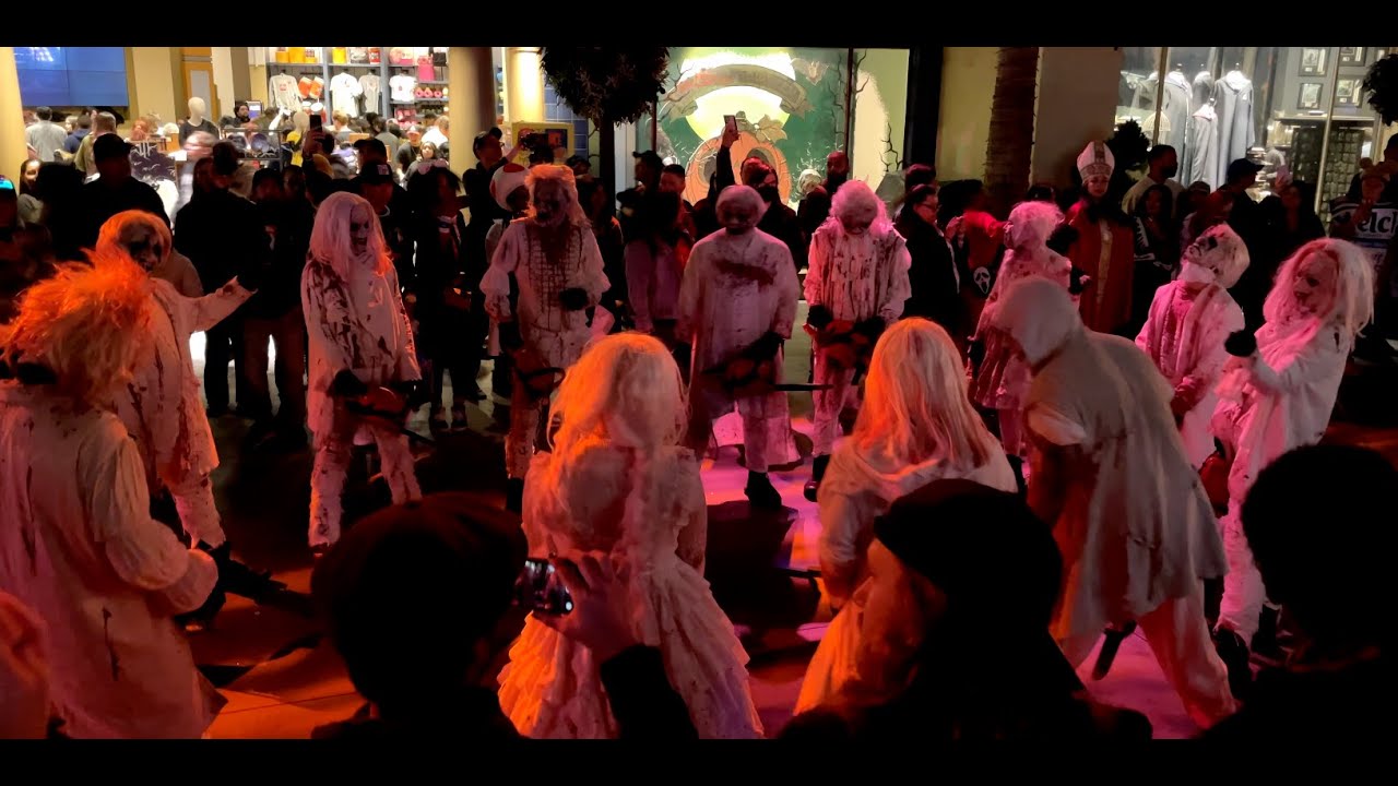 Final Chainsaw Chase Out of HHN 2023 (4K UHD)