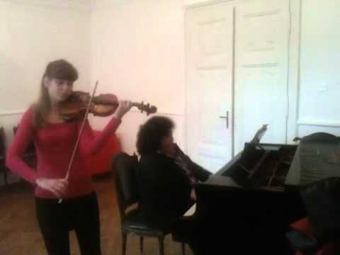 Boglarka Erdos - 14 years old violin virtuoso