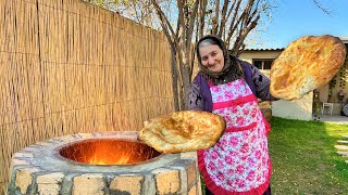 Выпечка Домашнего Национального Хлеба в Тандыре в Деревне!