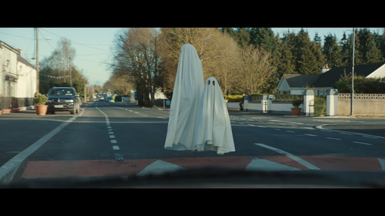 EXTRA ORDINARY (Mike Ahern / Enda Loughman, Ireland / Belgium, 2019)