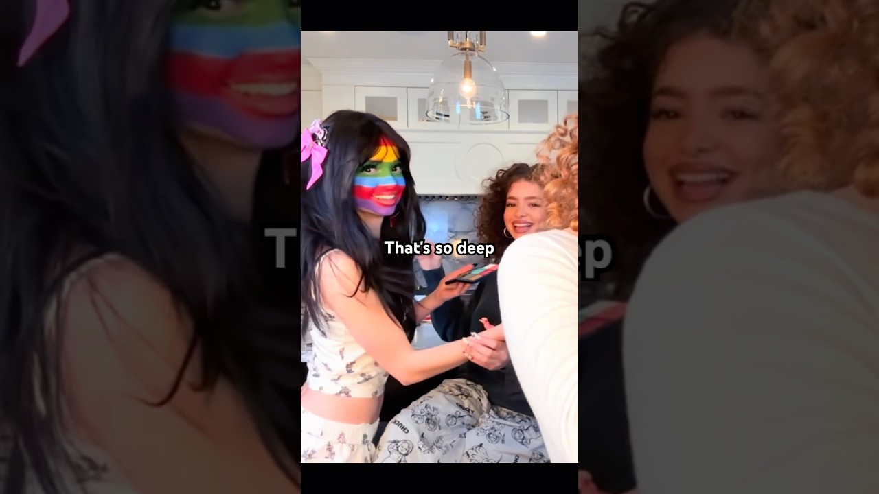 Сёстры Калогерас: Мы сделали друг другу макияж на Хэллоуин! (Снова)