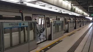 港鐵港島線列車A153/A254關門(D781)