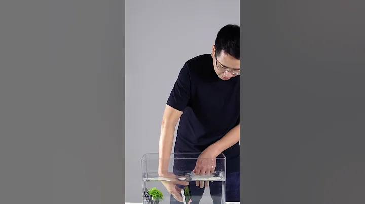 【nubia Z60 Ultra】UNDERWATER unboxing 🌊 #shorts