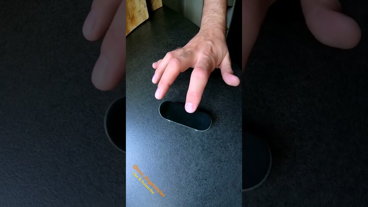 How To FINGERBOARD Heelflip By Tmx Fingerstylez Fingerboard Tutorial