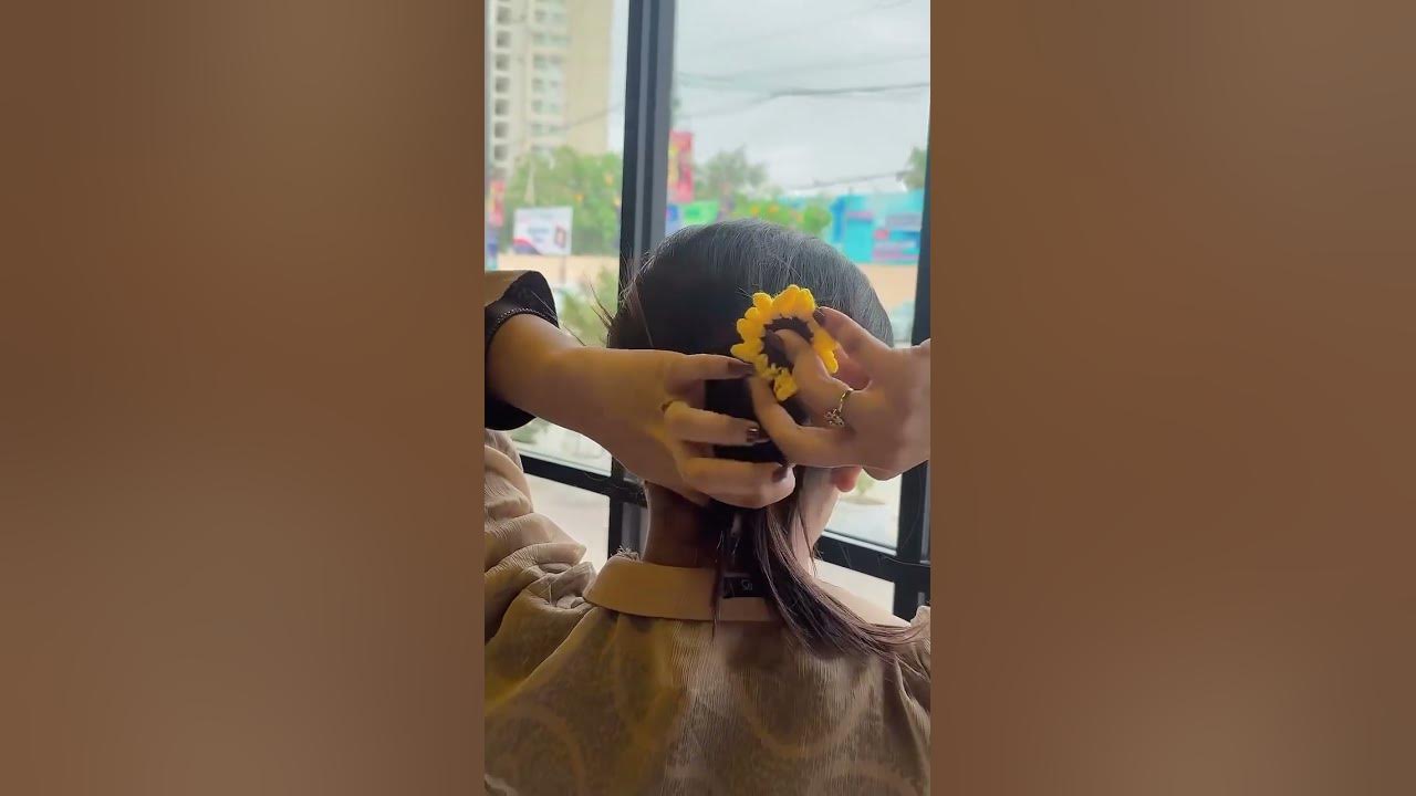 Sunflower hair pin | #music #crochetflower #song Sunflower hair pin | #music #crochetflower #song