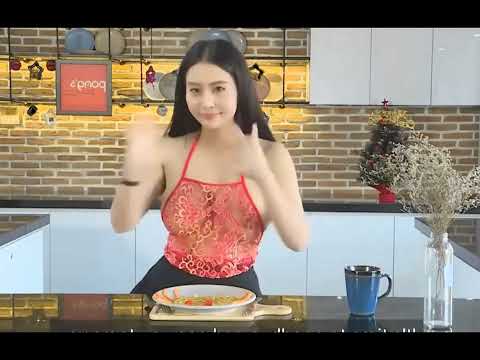 Sexy Girl Cooking - Easy Vegetable Stir Fry Recipe - Pong Kyubi Cooking