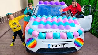 Сделали ОГРОМНЫЙ ПОП ИТ  и 24 Часа ПРАНКУЕМ Папу с POP IT !