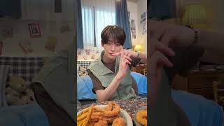 소환술 성공, 그림자 분신술 실패..