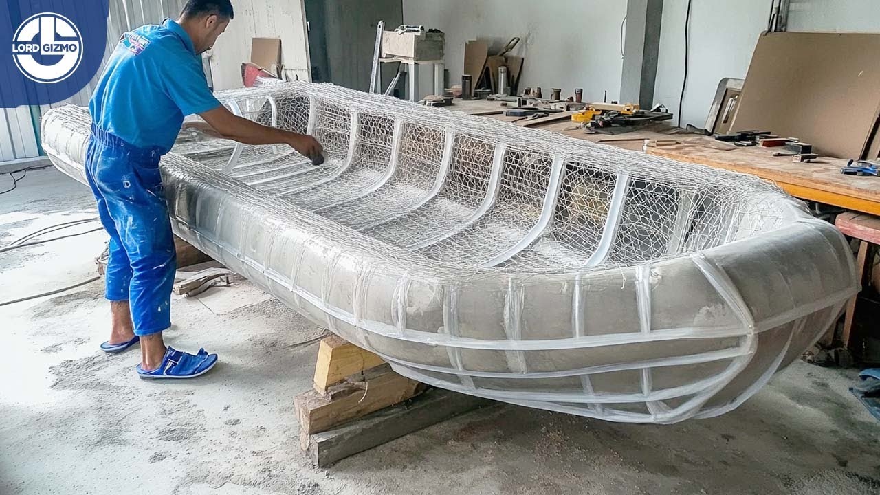 Man Builds DIY Boat Using Wire Mesh and Fiberglass From Start to Finish