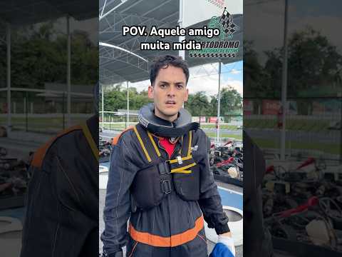 POV: AQUELE AMIGO