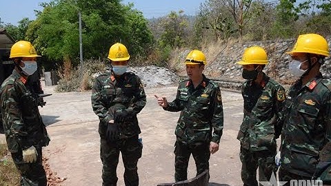 Lực lượng cứu hộ QĐND Việt Nam nỗ lực giải cứu 1 nạn nhân động đất còn sống ở Myanmar