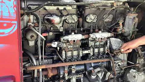 Daimler Fleetline Double Decker - Starting the Gardner 6LXB Engine