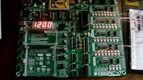 Reloj despertador PIC16F84A