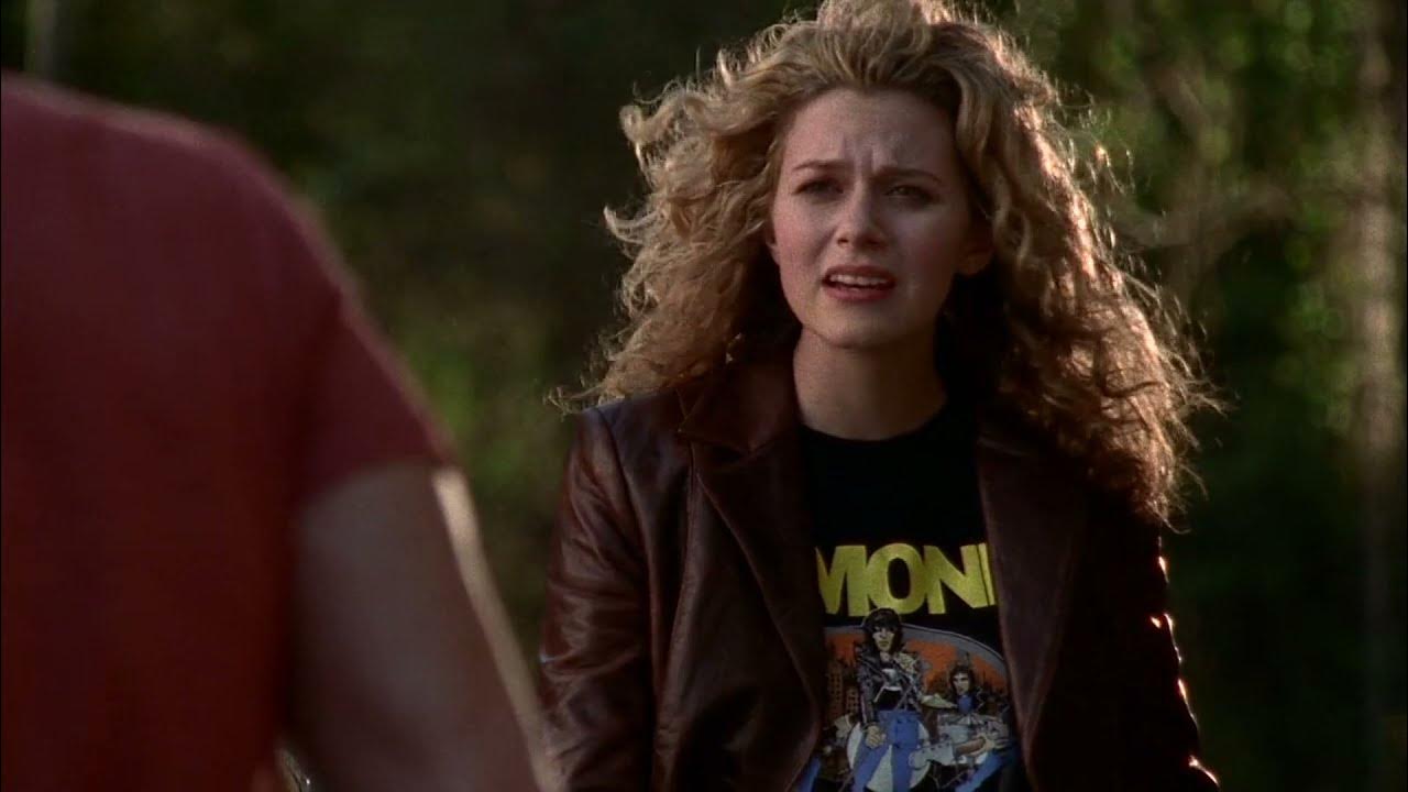 One Tree Hill 1x01 - Peyton and Lucas talk for the first time - YouTube - When Does Peyton Die In One Tree Hill