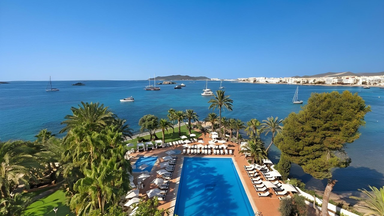 THB Los Molinos Adults Only | Ibiza, Spain | Hotel Review 🏩