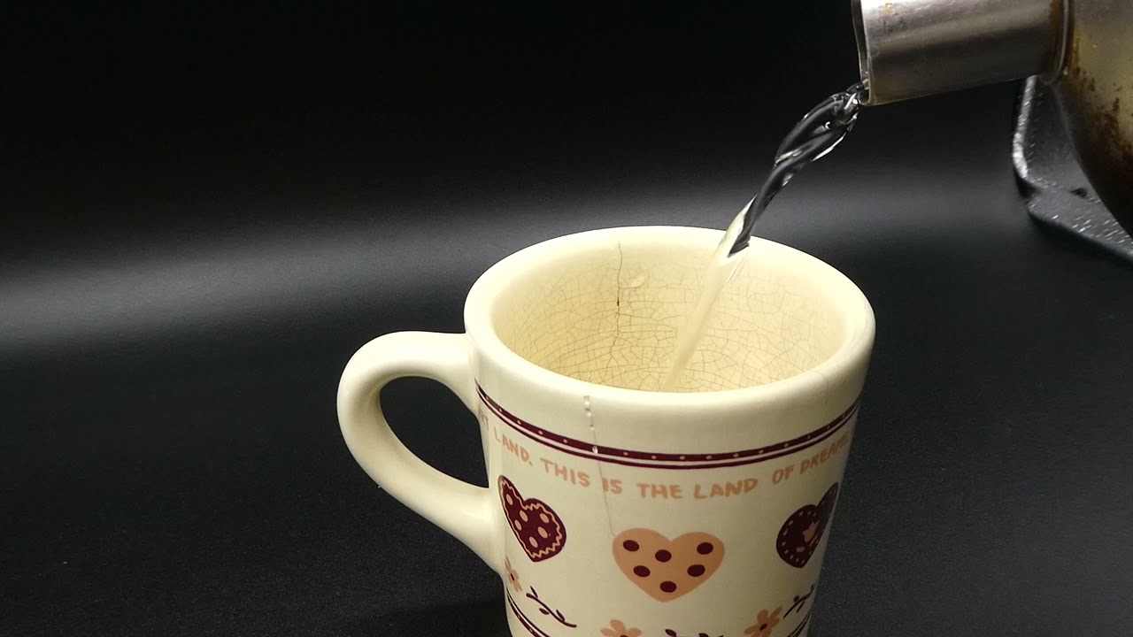 お湯が 真下に 落ちる コーヒーをおいしくいれられる魔法のドリップポット 価格 Comマガジン