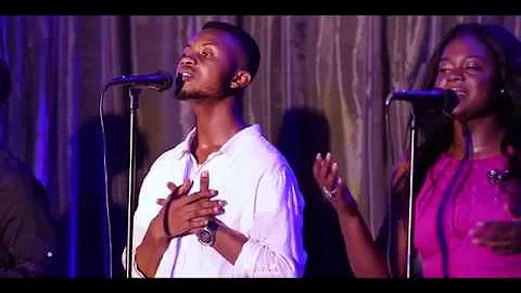 Brian Kuffour - Saved by Grace |Worship Medley | Live  [MagyenKwaHoDwom2]