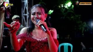 BISIKAN CINTA || SESHIN SASMITA 