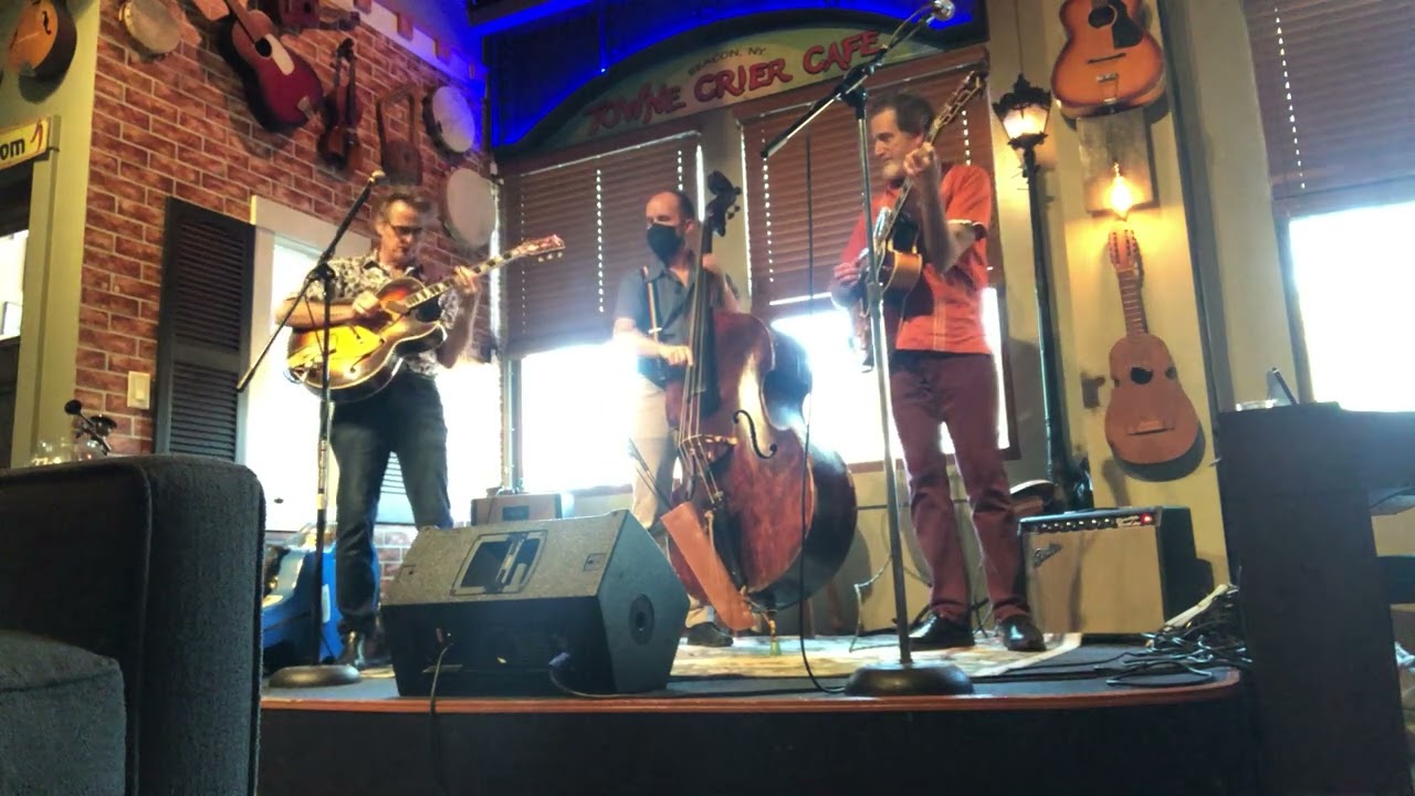 I Can't Help It If I'm Still In Love With You Whit Smith & Matt