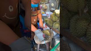 Bangkok Street Side: How to Cut a Durian Fruits – Thai Street Food