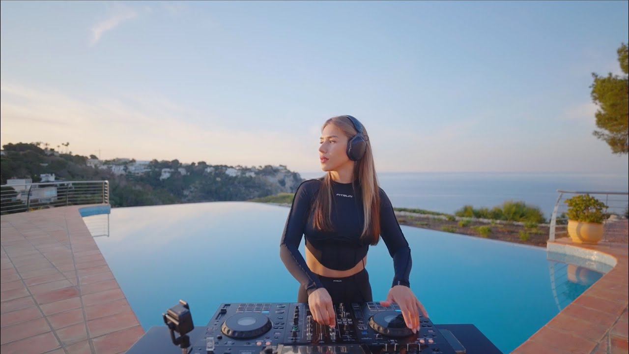 ⁣KRISMI - Live Dj Mix  | Indie Dance / Melodic House Music | Spain