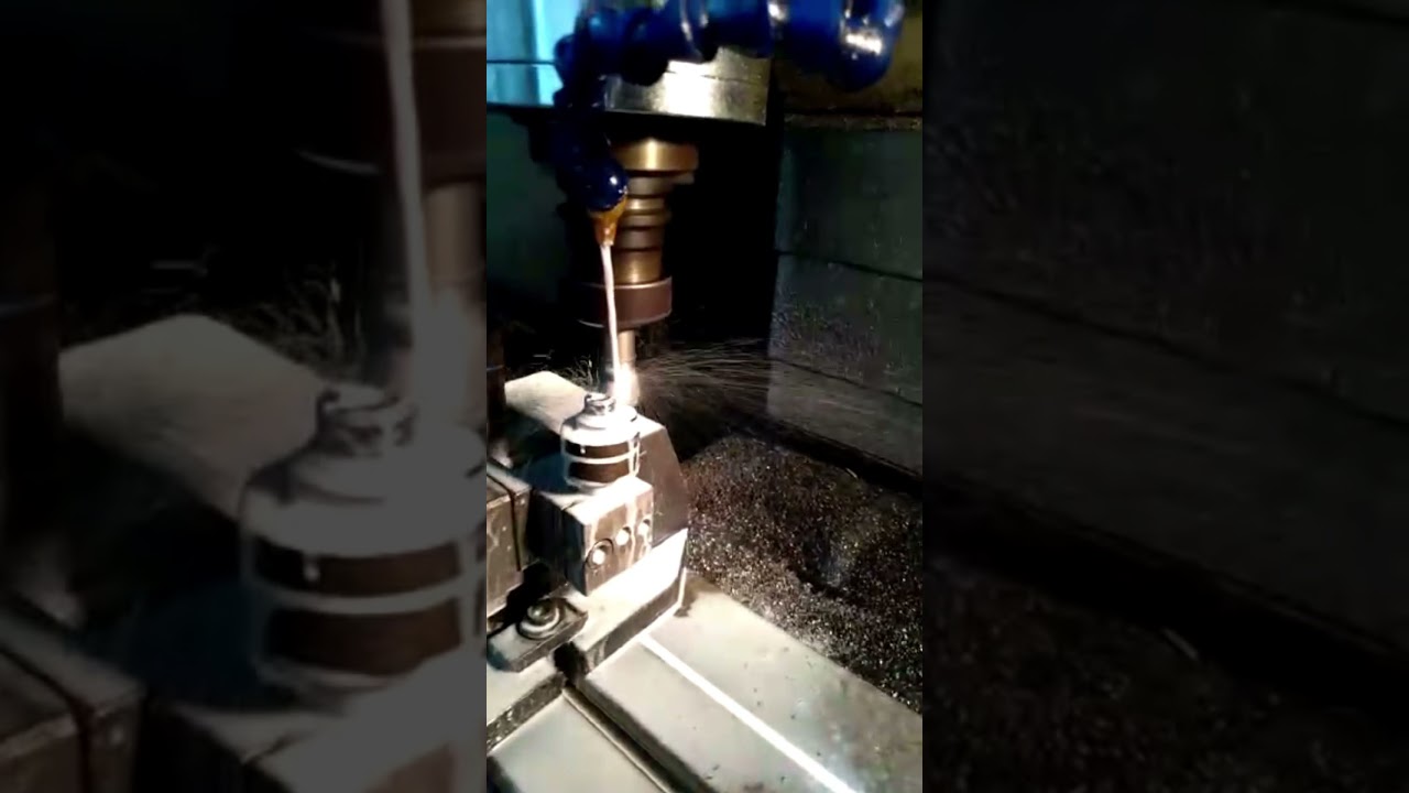 Fresamento e furacão dos nossos comandos eixo bruto