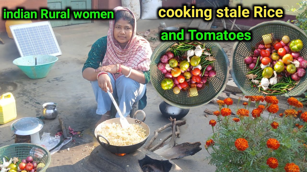 Indian Rural women cooking stale Rice and Tomatoes #villagelife#how to ...