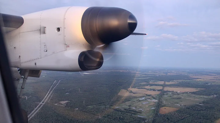 Air Canada Express Bombardier Q400 Dusk Landing at Ottawa Macdonald-Cartier Airport | YUL-YOW