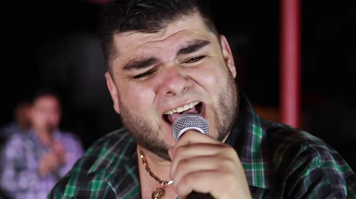 MAX PERAZA  4 Rancheras "puras pa pistear vol2"