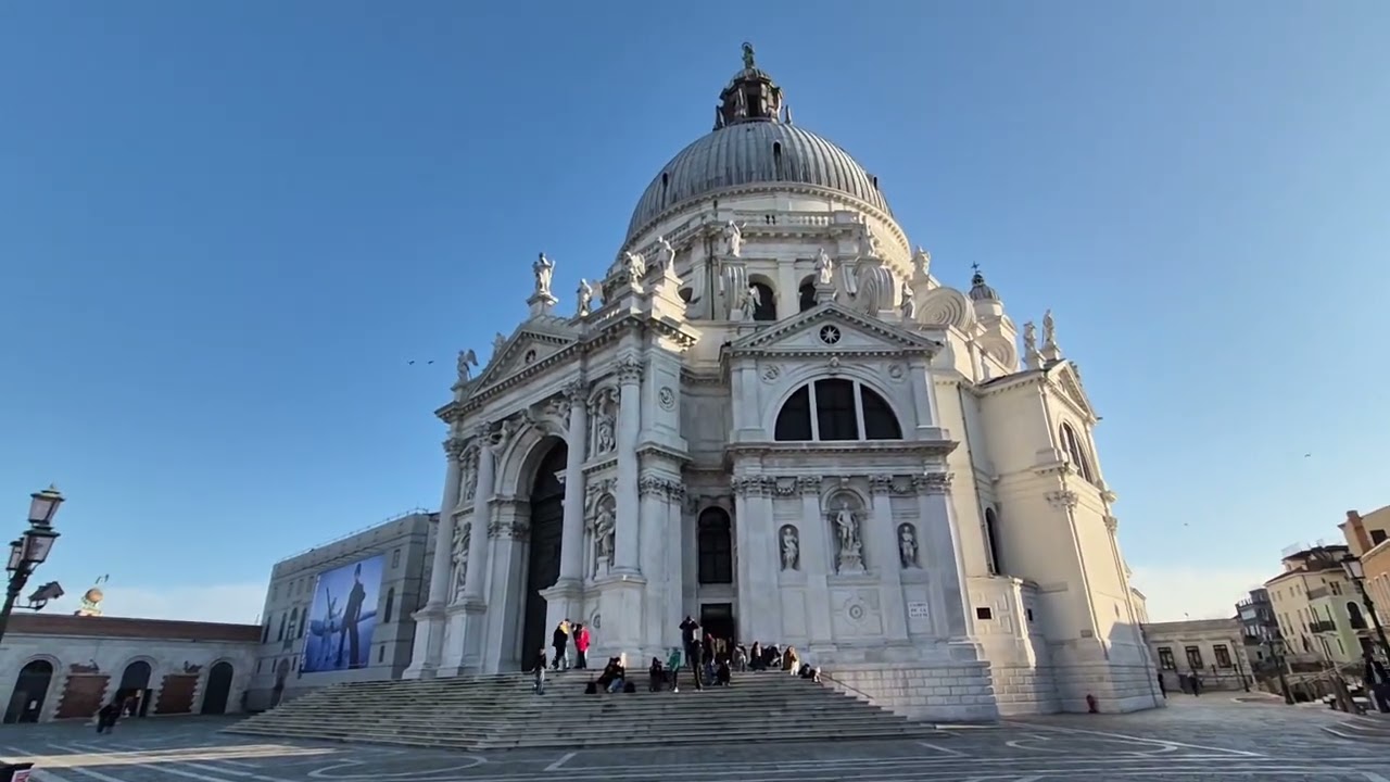  Venice. Walking tour.